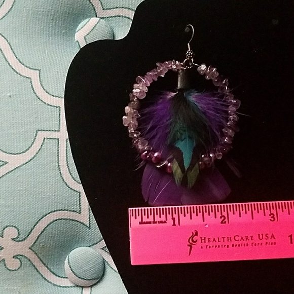 Amythis & fresh water pearl feather hoop earrings - Picture 3 of 4